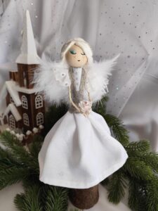 Figurine céleste : Céline