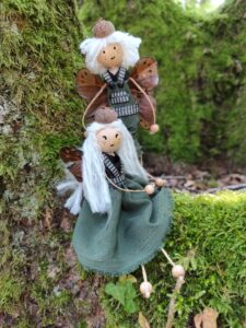 Couple de petites fées à suspendre
